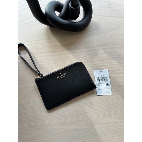 NWT Kate Spade lucy textured leather Small L-Zip Wristlet Black $130 - Picture 1 of 4